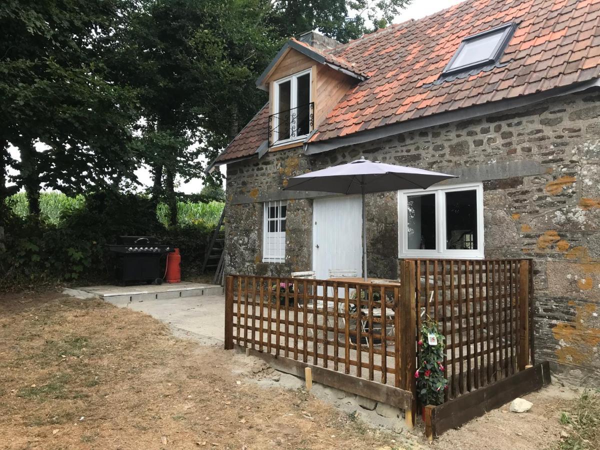 Ferme De Noyes Cottage Sourdeval Exterior photo