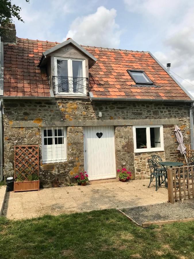 Ferme De Noyes Cottage Sourdeval Exterior photo