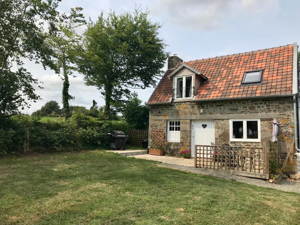 Ferme De Noyes Cottage Sourdeval Exterior photo