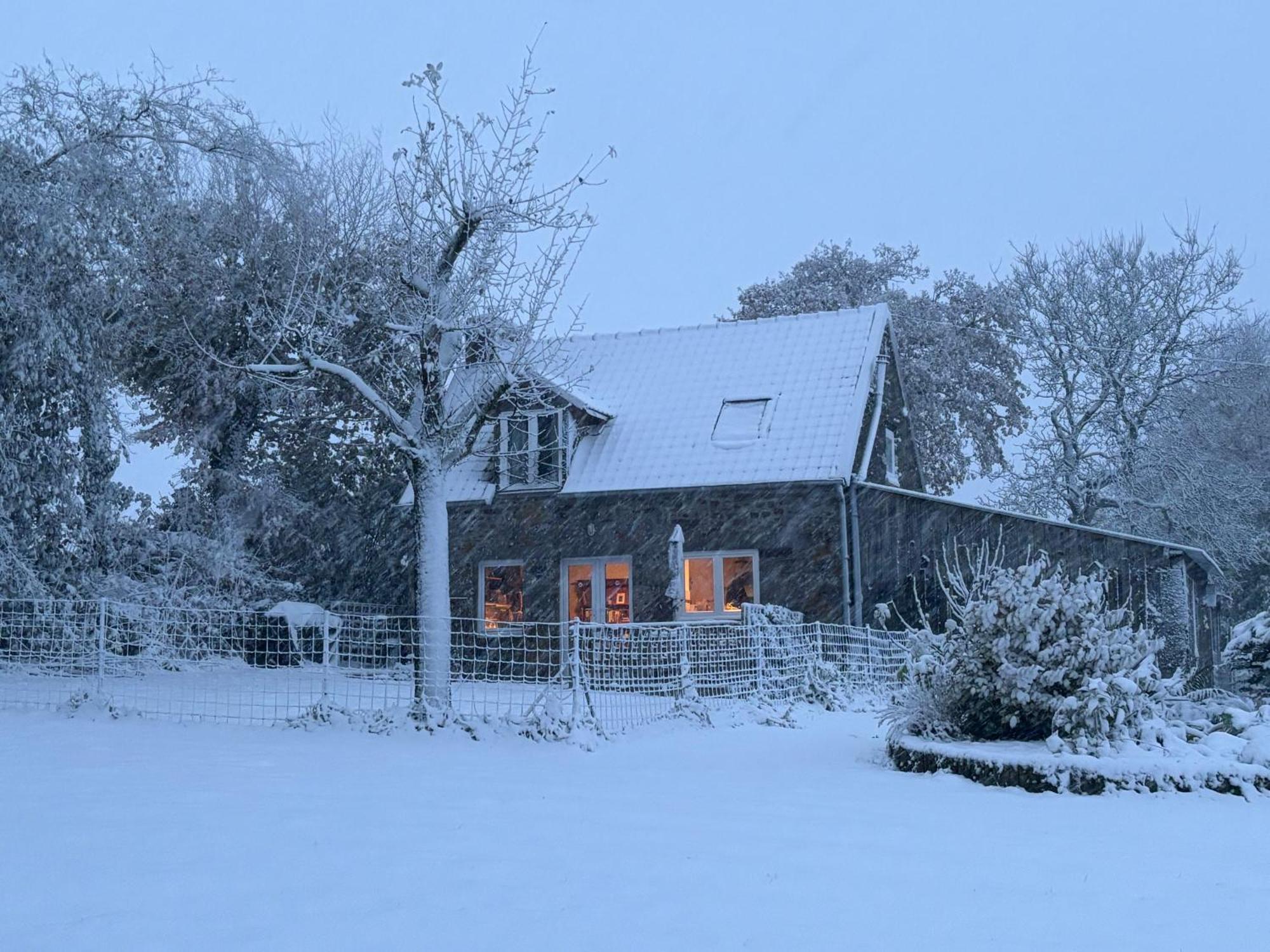 Ferme De Noyes Cottage Sourdeval Exterior photo